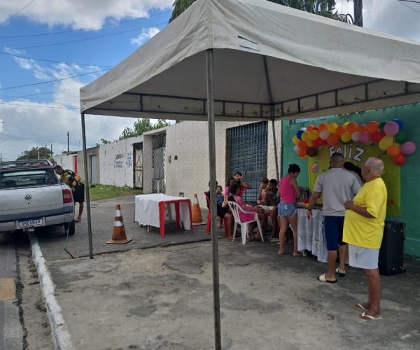 tenda 3x3 instalado em evento de rua
